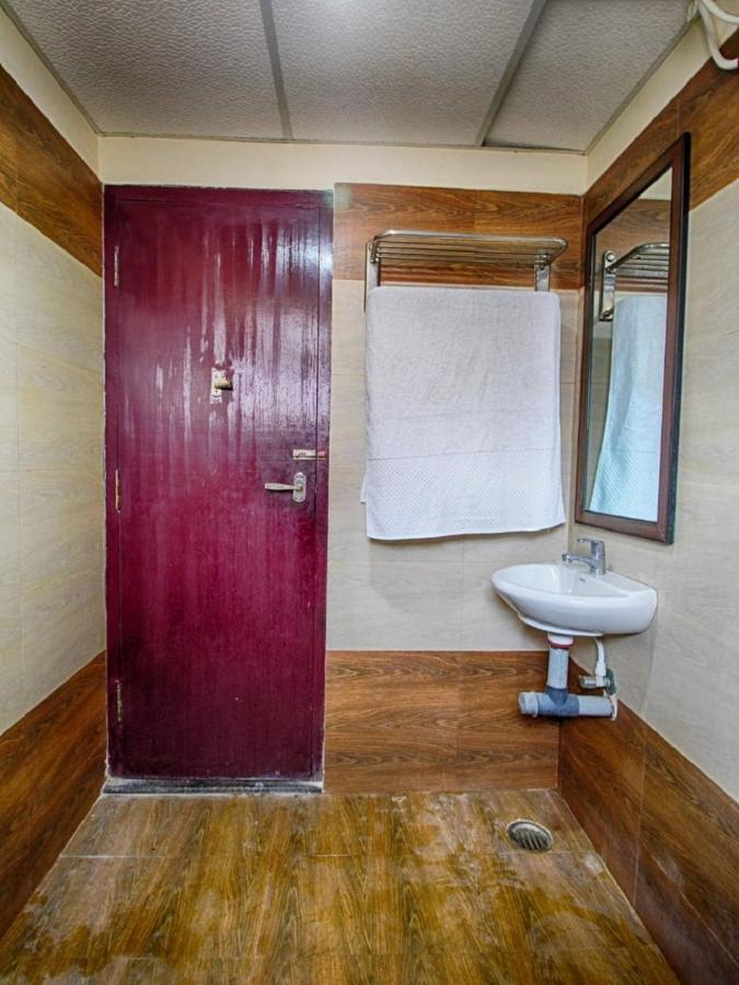 E S Residency Hotel Theni Eksteriør billede